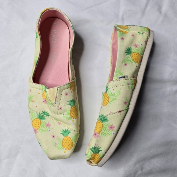 Toms Alpargata Summertime Pineapple Graphic Slip On Flats Casual Multicolor Sz 9 - Picture 1 of 11